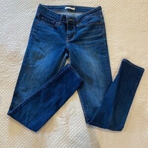 Women’s Levi’s 711 Skinny Size 27x34 LONG LENGTH. Excellent Condition